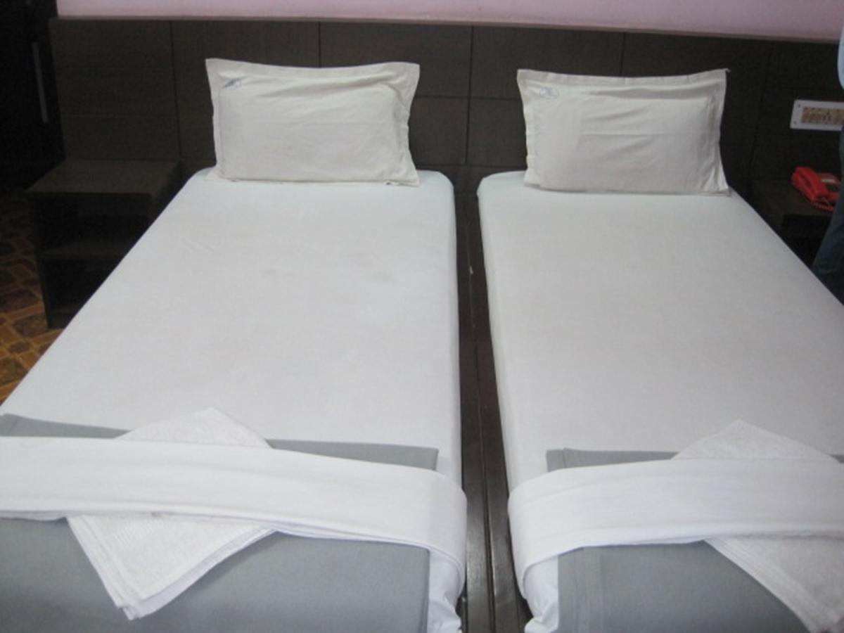 Hotel Arya Palace 普里 外观 照片